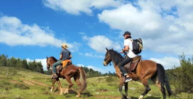 Cabalgata por Sacsayhuamán, Qenqo – Paseo Caballos Cusco